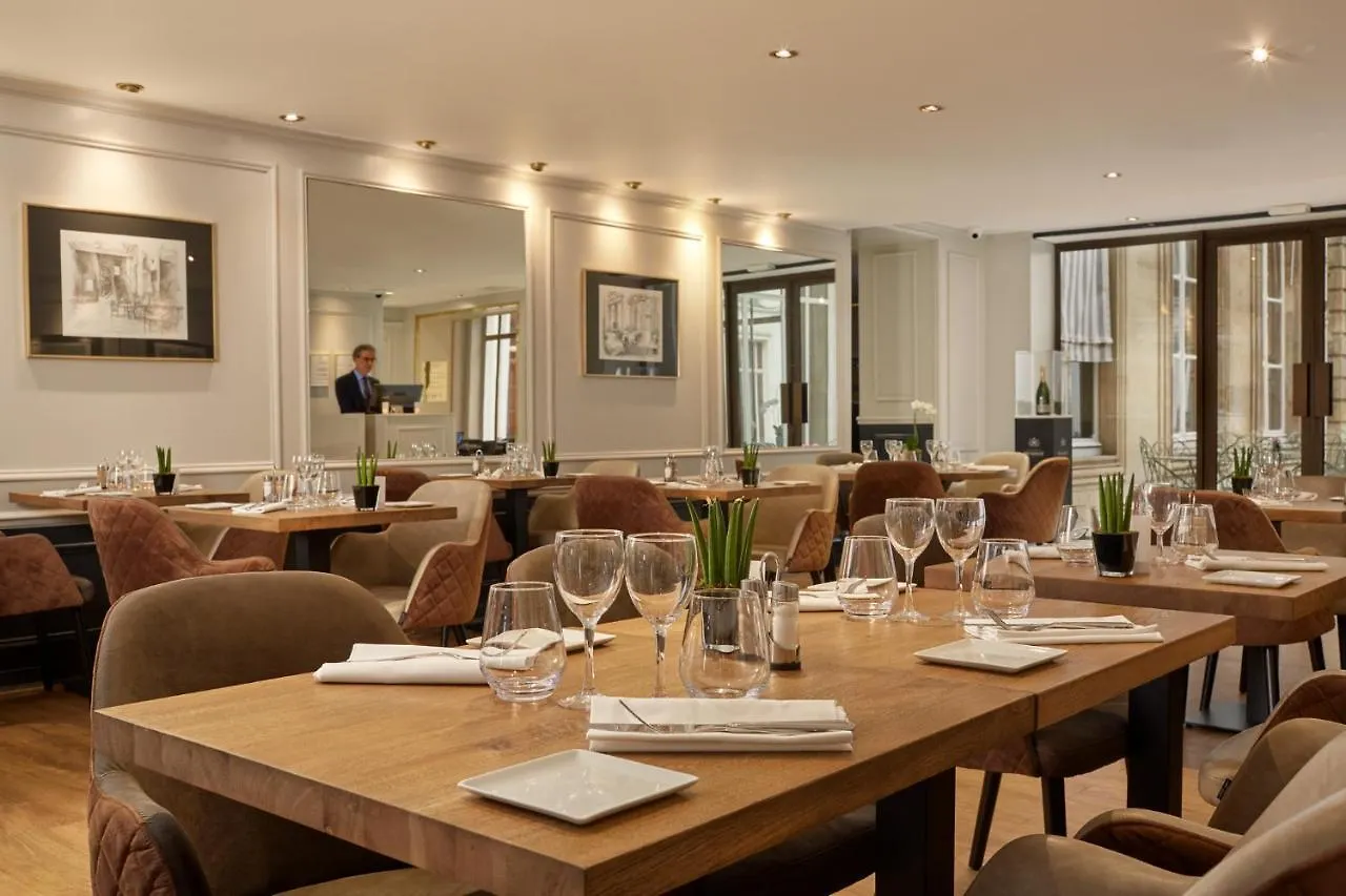 Saint James Albany Paris Hotel Spa 4*,